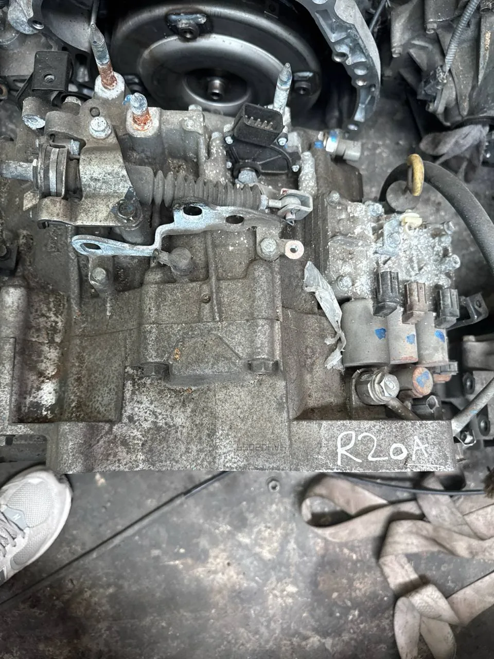 Коробка передач R20A -  Honda Stepwgn 2009 - Вариатор